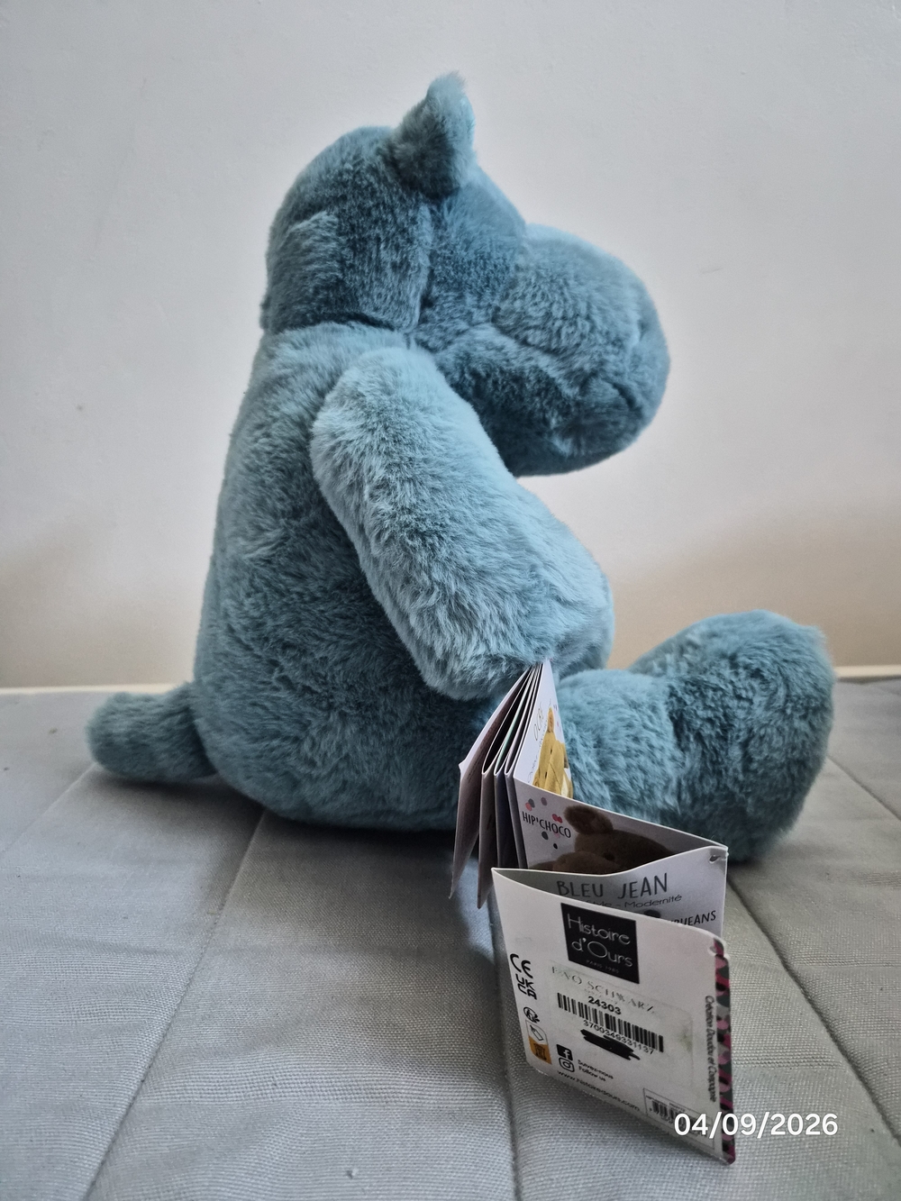 FAO SCHWARZ Blue Plush Hippo Stuffed Animal - Picture 9 of 15
